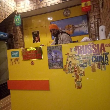 Wow Backpackers Hostel Amritsar Exterior foto